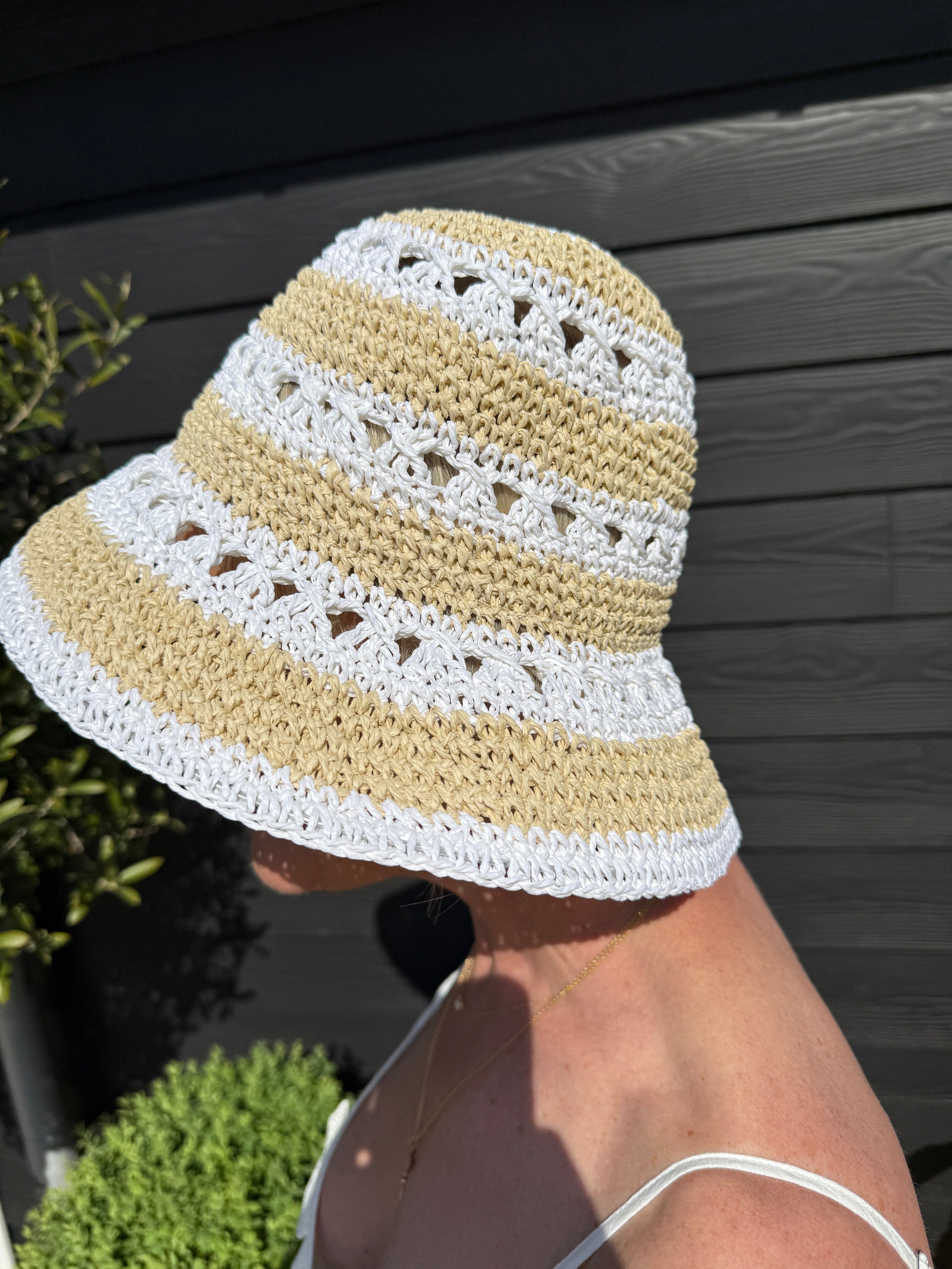 OtherStuff Bøllehat i strå otherstuff