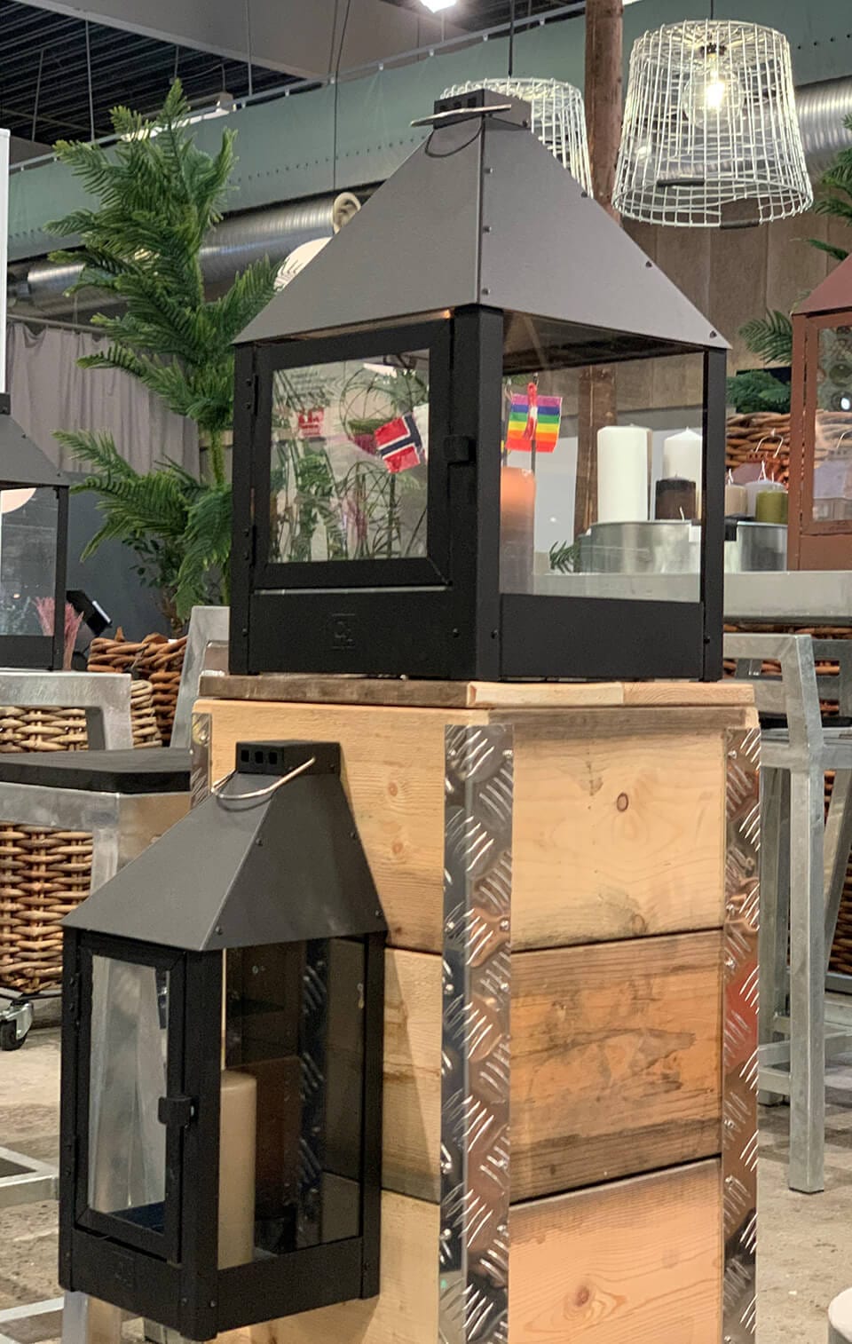 A2 Living Black Mega Quadro Lantern 5714045000691 otherstuff
