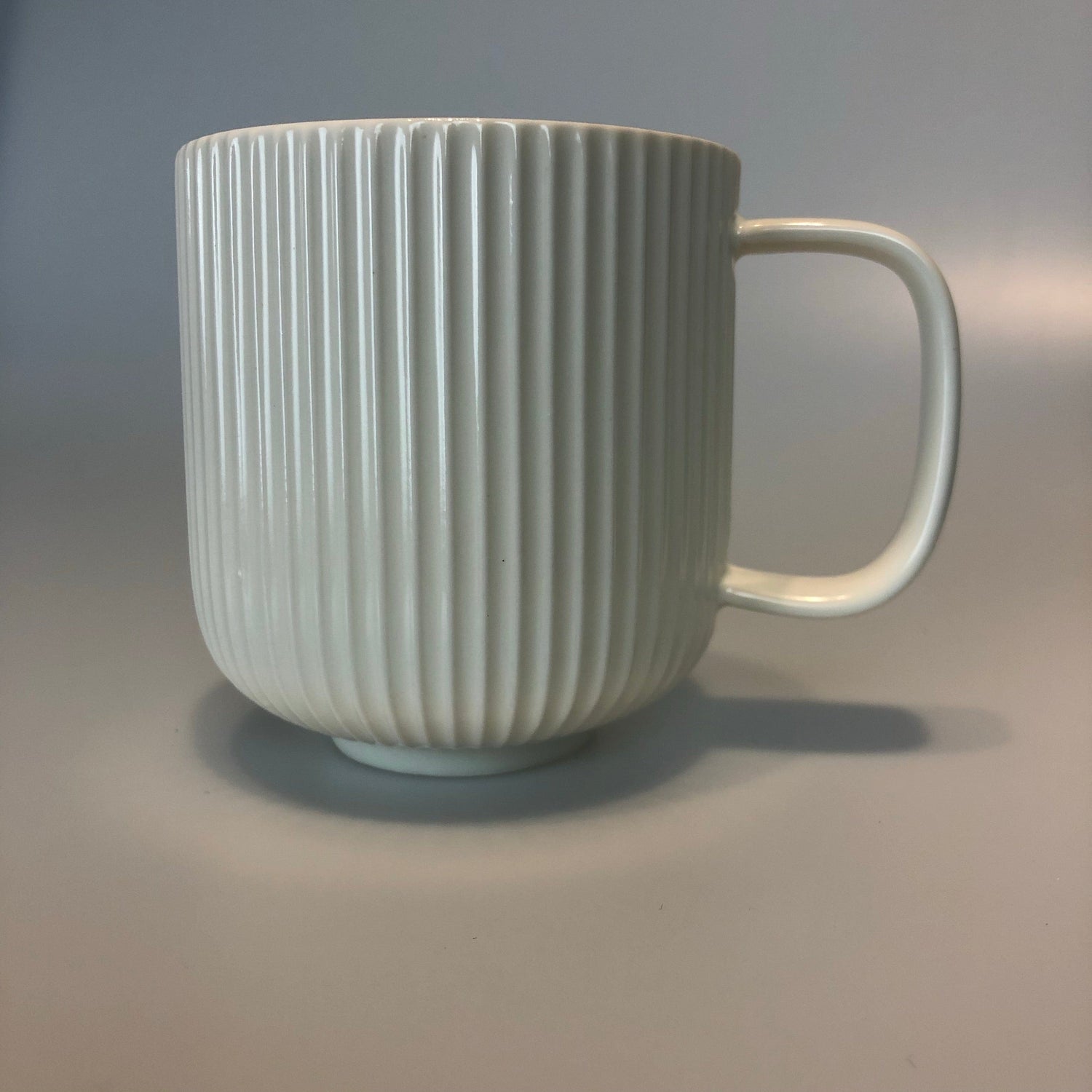 Krus, Hvid - OtherStuff.dk