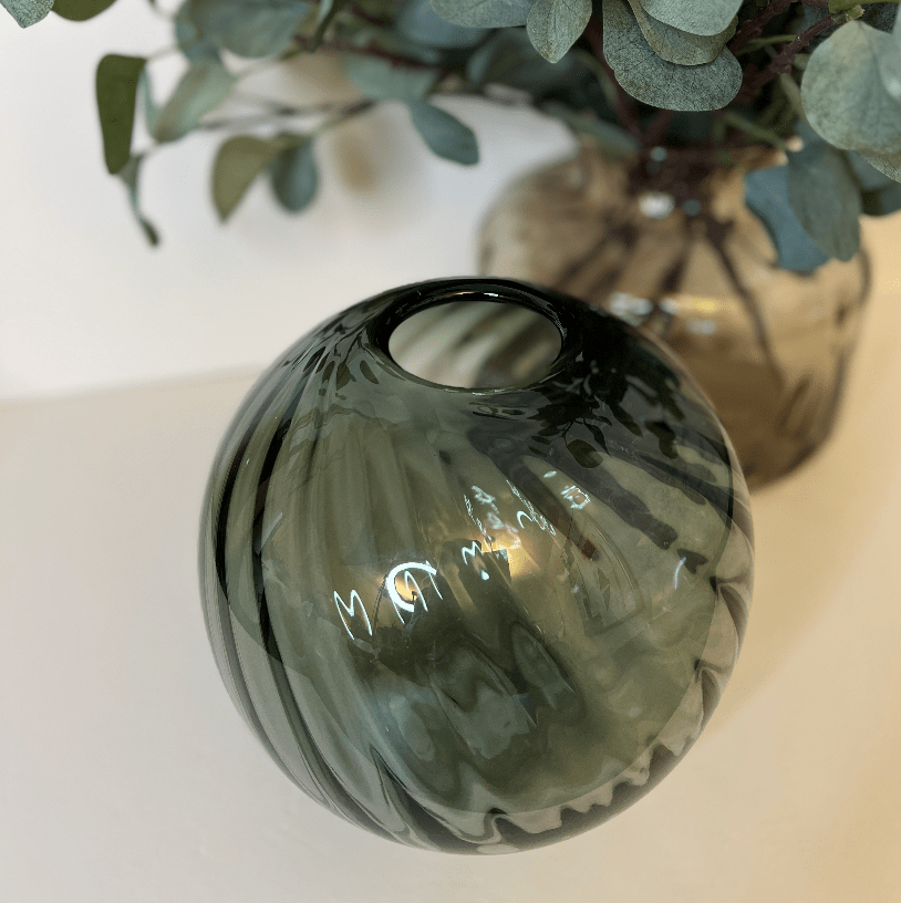 OtherStuff vase Vase i mundblæst glas, grå, rund otherstuff