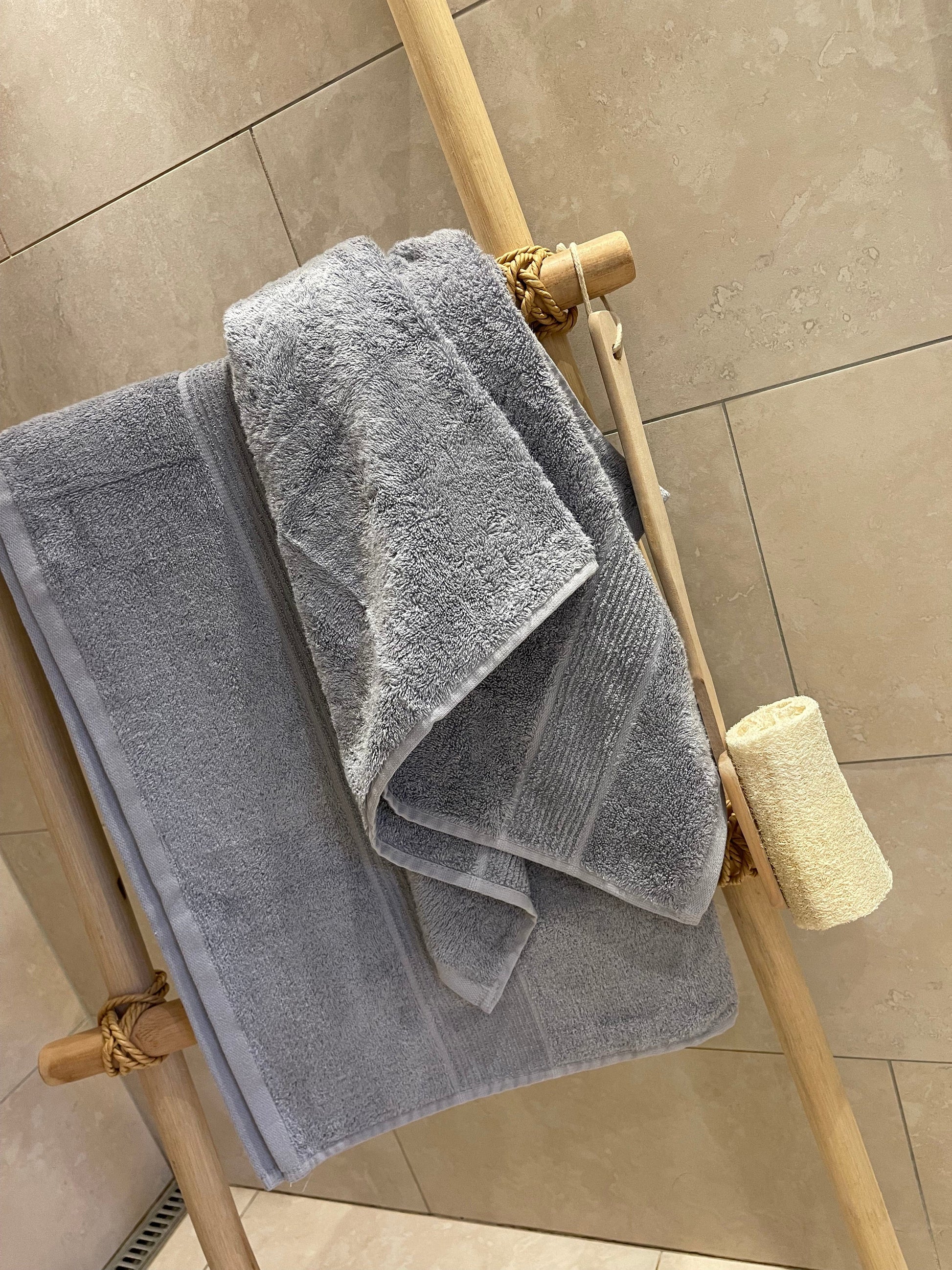 Håndklædepakke - Lysegrå (4 dele)