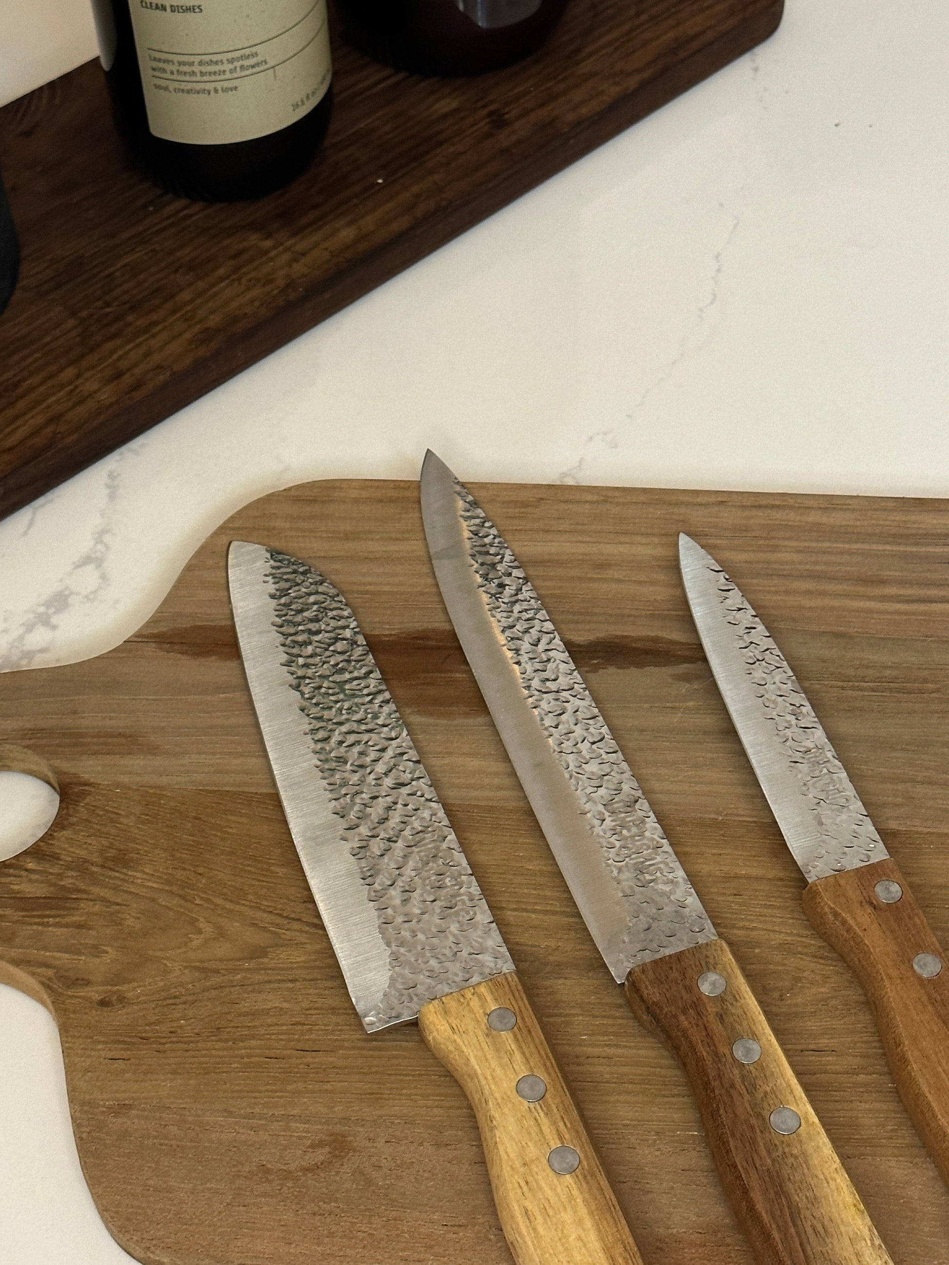 Knivsæt - bestående af 3 rustikke knive. billig knivsæt –